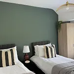 Birmingham 3 Bed House Near Nec, Hs2 For Long Stays - Contractors, Families, Work Groups