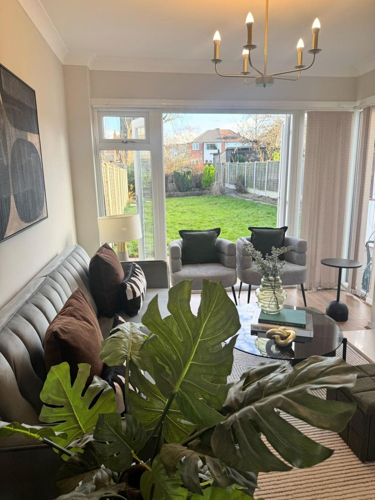 3 Bed House Near Nec, Hs2 For Long - Contractors, Families, Work Groups * Birmingham
